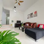 Coz26 Bercham House Spacious Family Suite 14Pax 3Parking