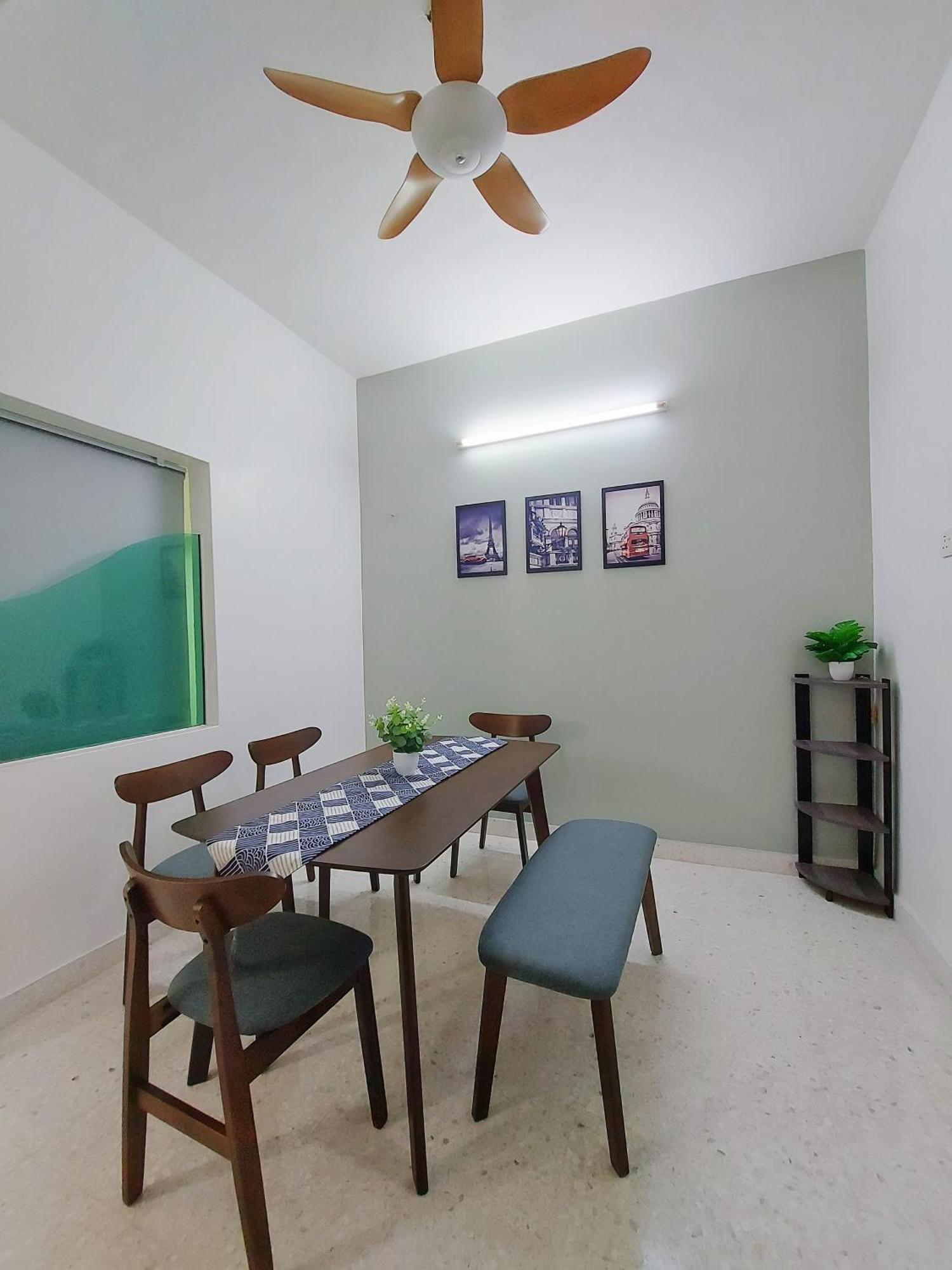 Coz26 Bercham House Spacious Family 14pax 3parking Rumah percutian *